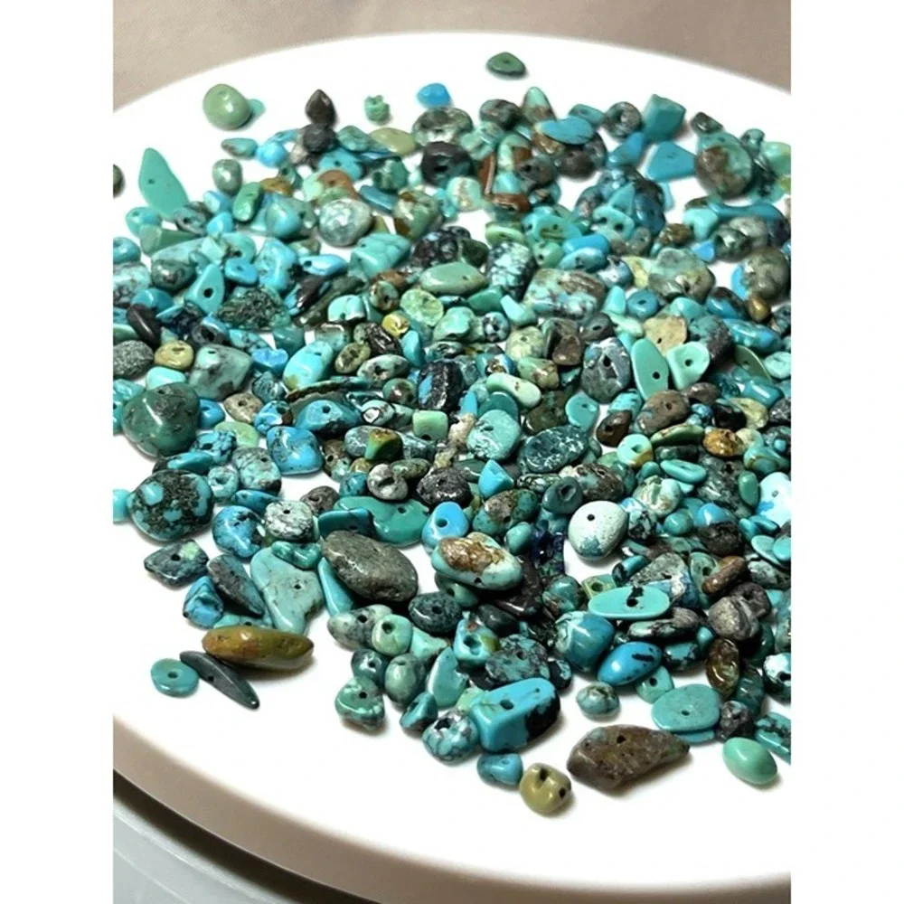 GENUINE TURQUOISE 54G DRILLED SMALL NUGGETS ASST‎ SIZE AND SHAPE (2378)